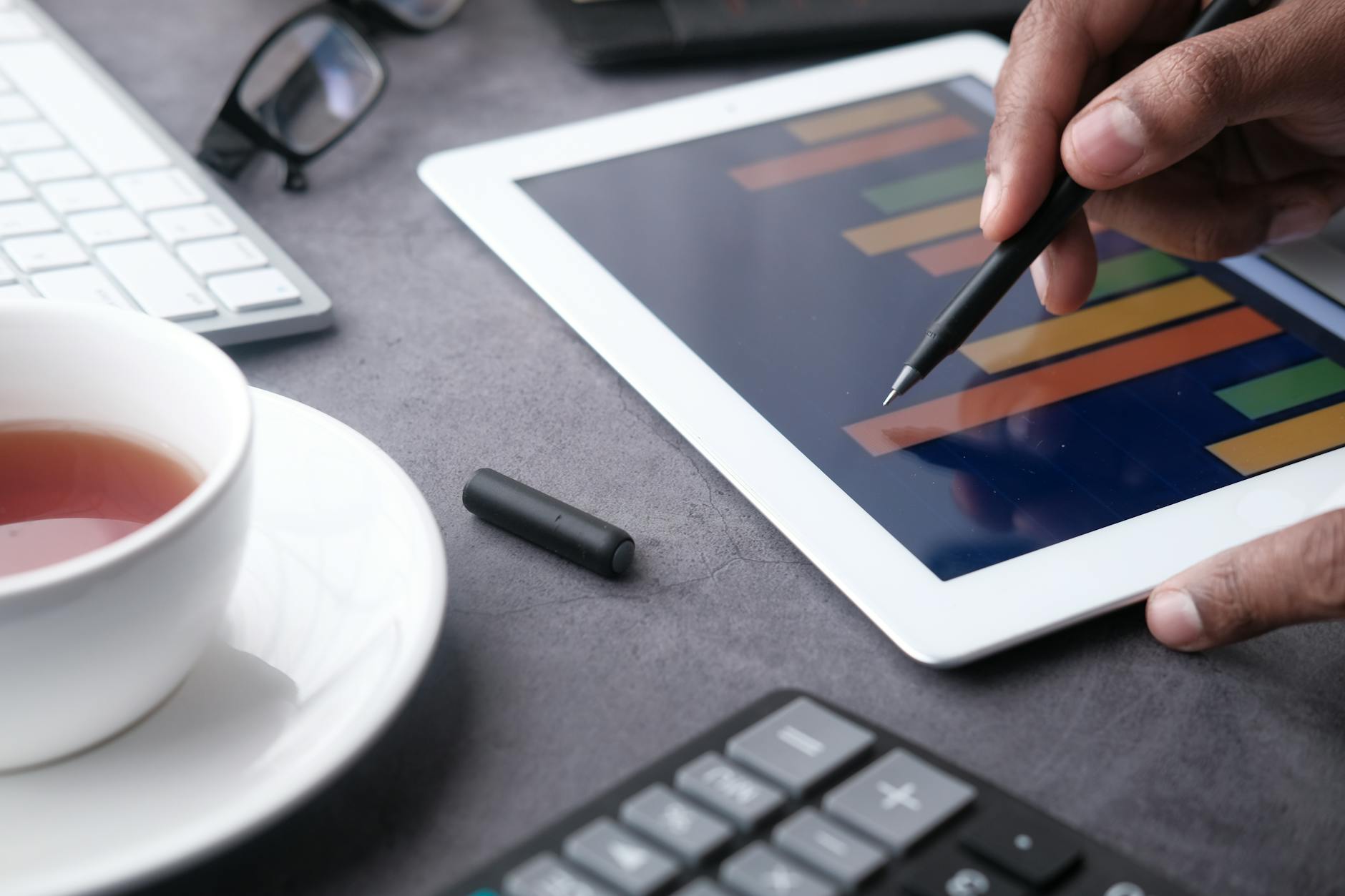 WMSがあれば人員管理もできる？違いを解説