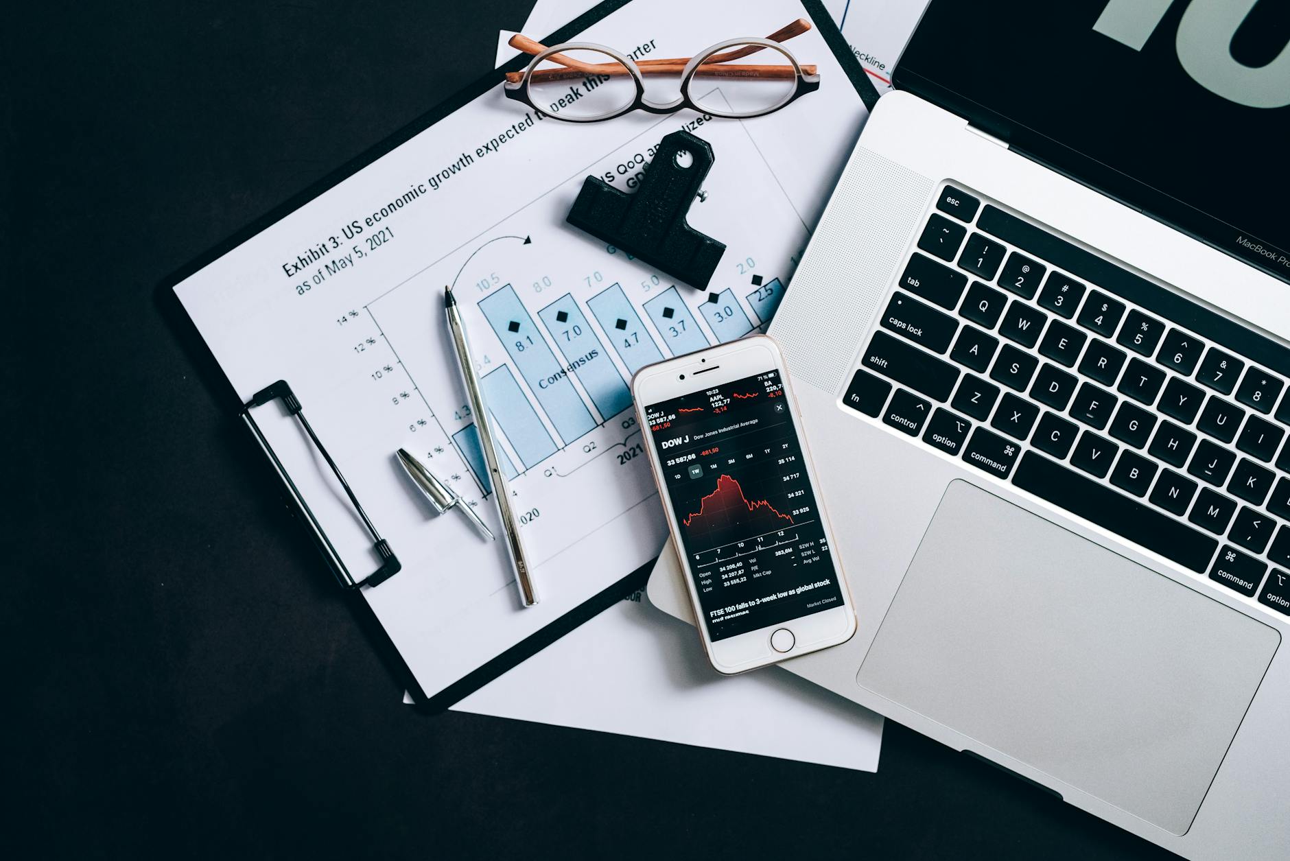 【物流倉庫】人員の過不足をリアルタイムで把握する5つの方法｜Excel管理からの脱却ガイド